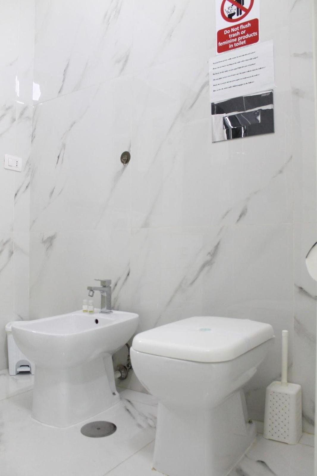 נאפולי B&B Central Rooms 137 מראה חיצוני תמונה
