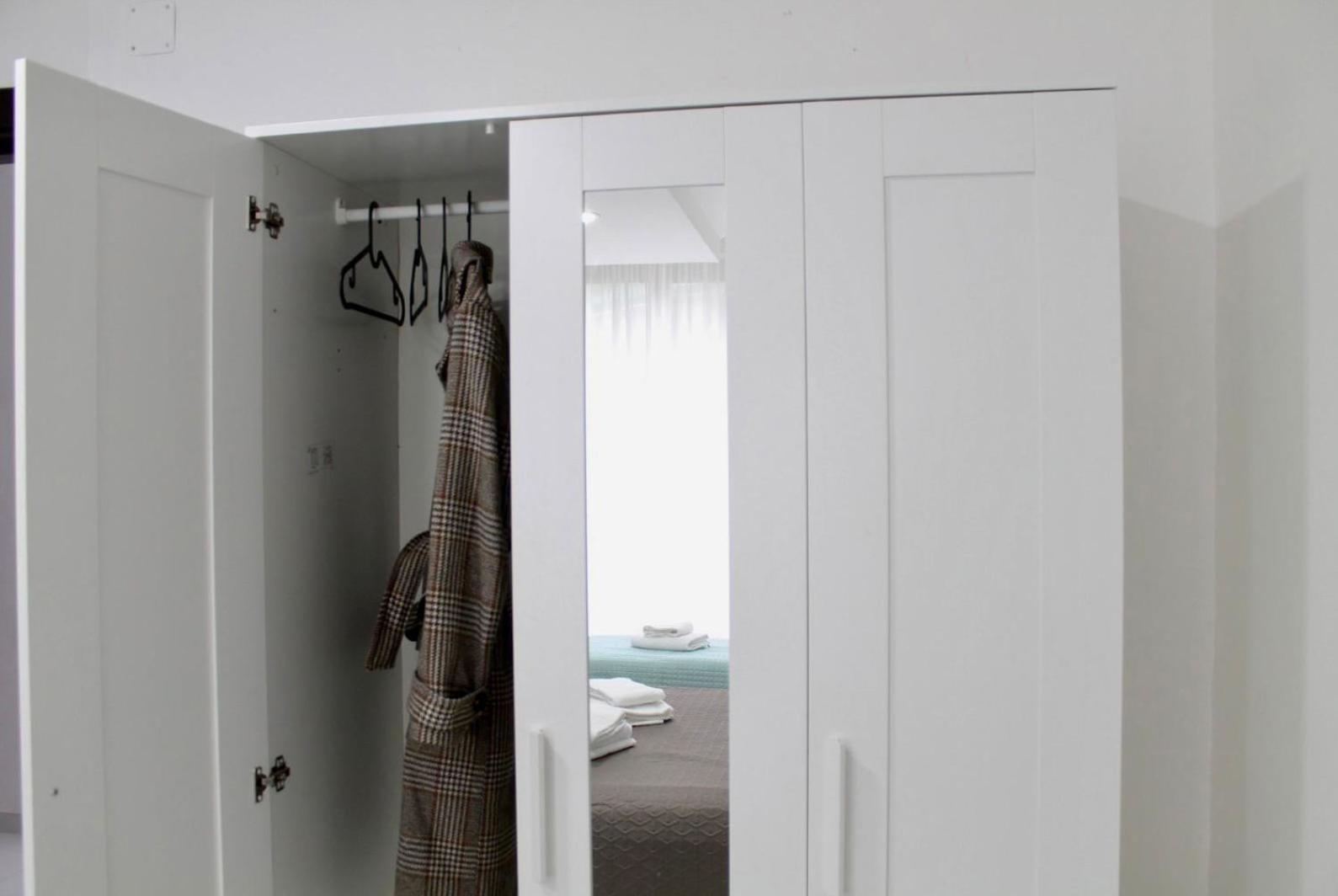 נאפולי B&B Central Rooms 137 מראה חיצוני תמונה